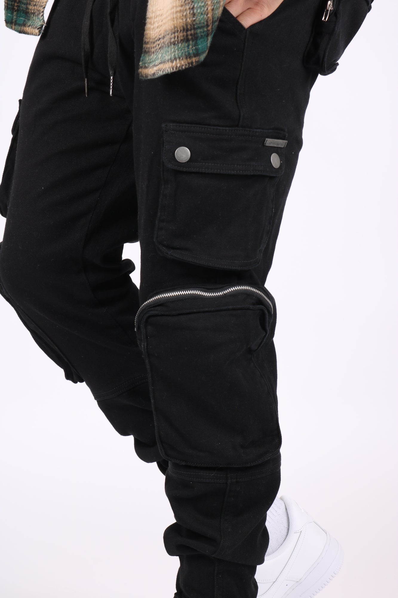 Utility Relaxed Black Cargo Pants