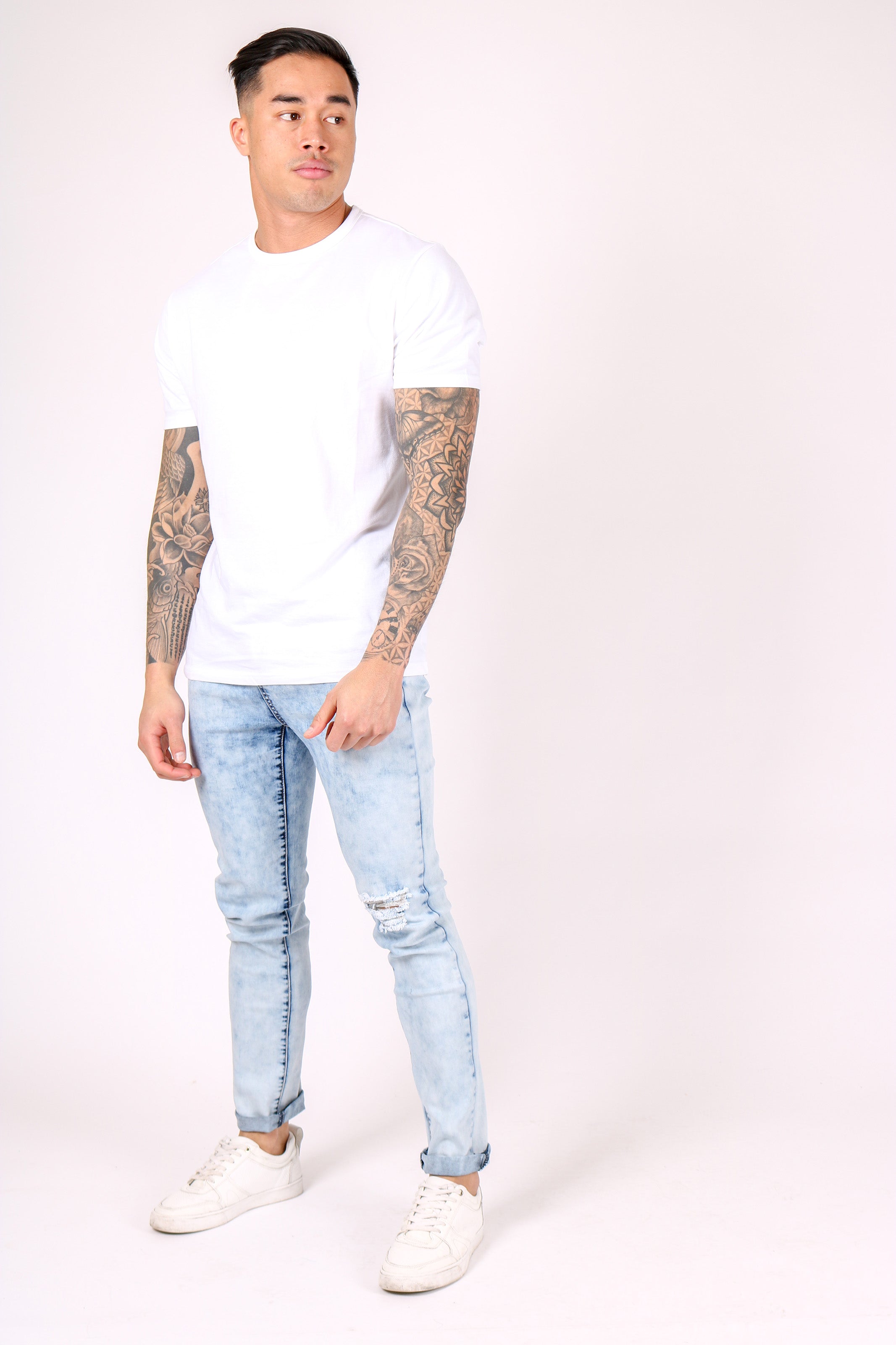 Logan Bleach Wash Super Stretch Skinny