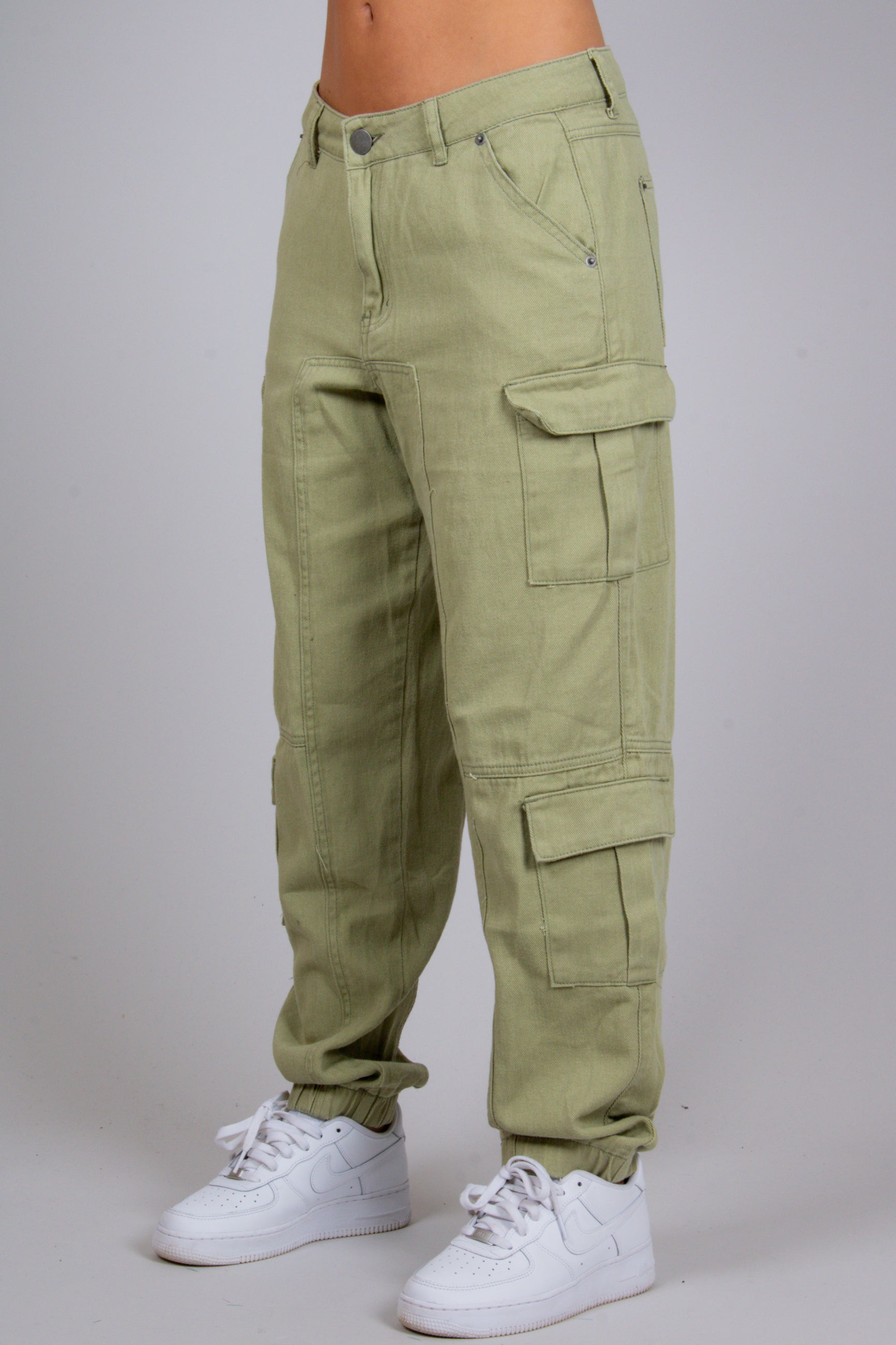 Relaxed Fit Cargo Trouser in Khaki Twill Denim