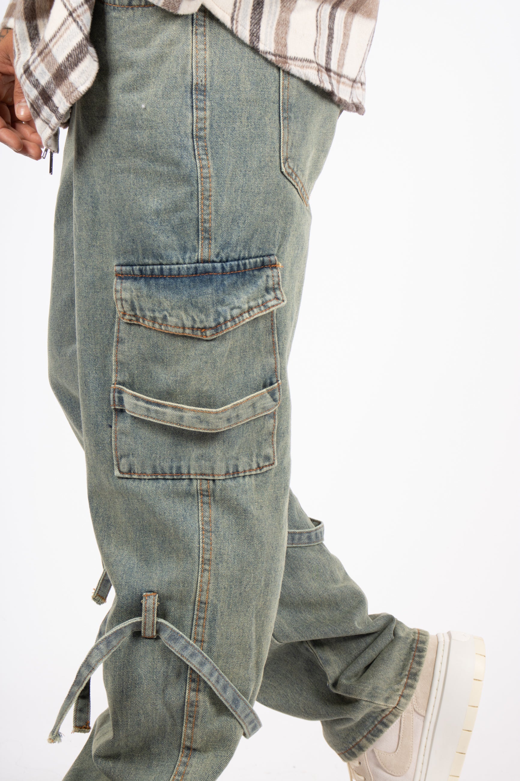 relaxed-dirty-wash-cargo-strap-detail