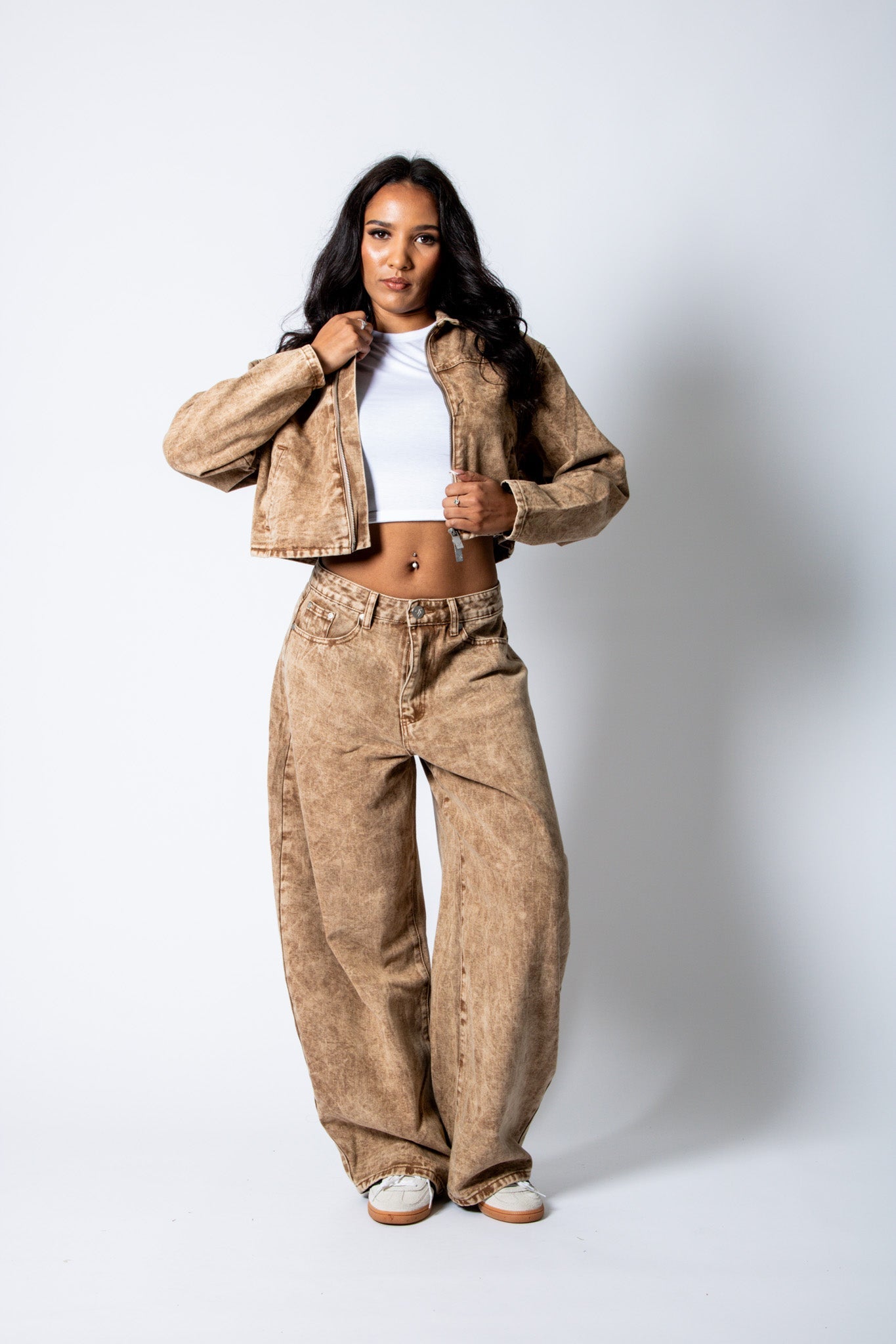 ALEX – Brown Acid Wash Boxy Zip‑Through Denim Jacket - Liquor n Poker