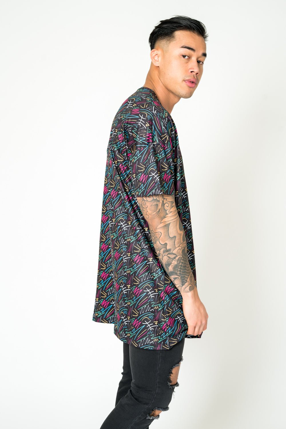 Bayside Graffiti Printed Oversized Black T-Shirt - Liquor n Poker