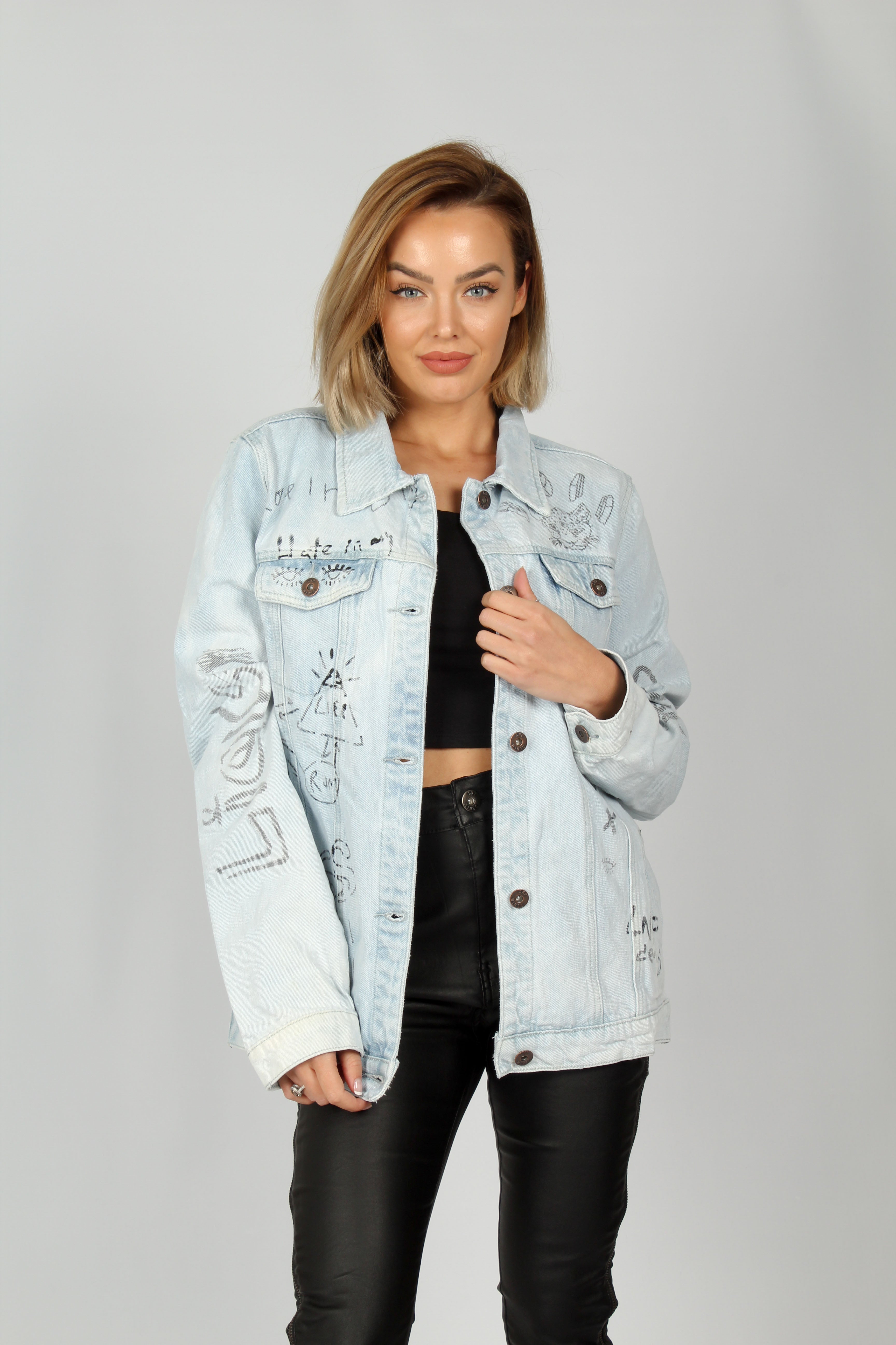 Boyfriend Fit Denim Jacket with Graffiti Illustration