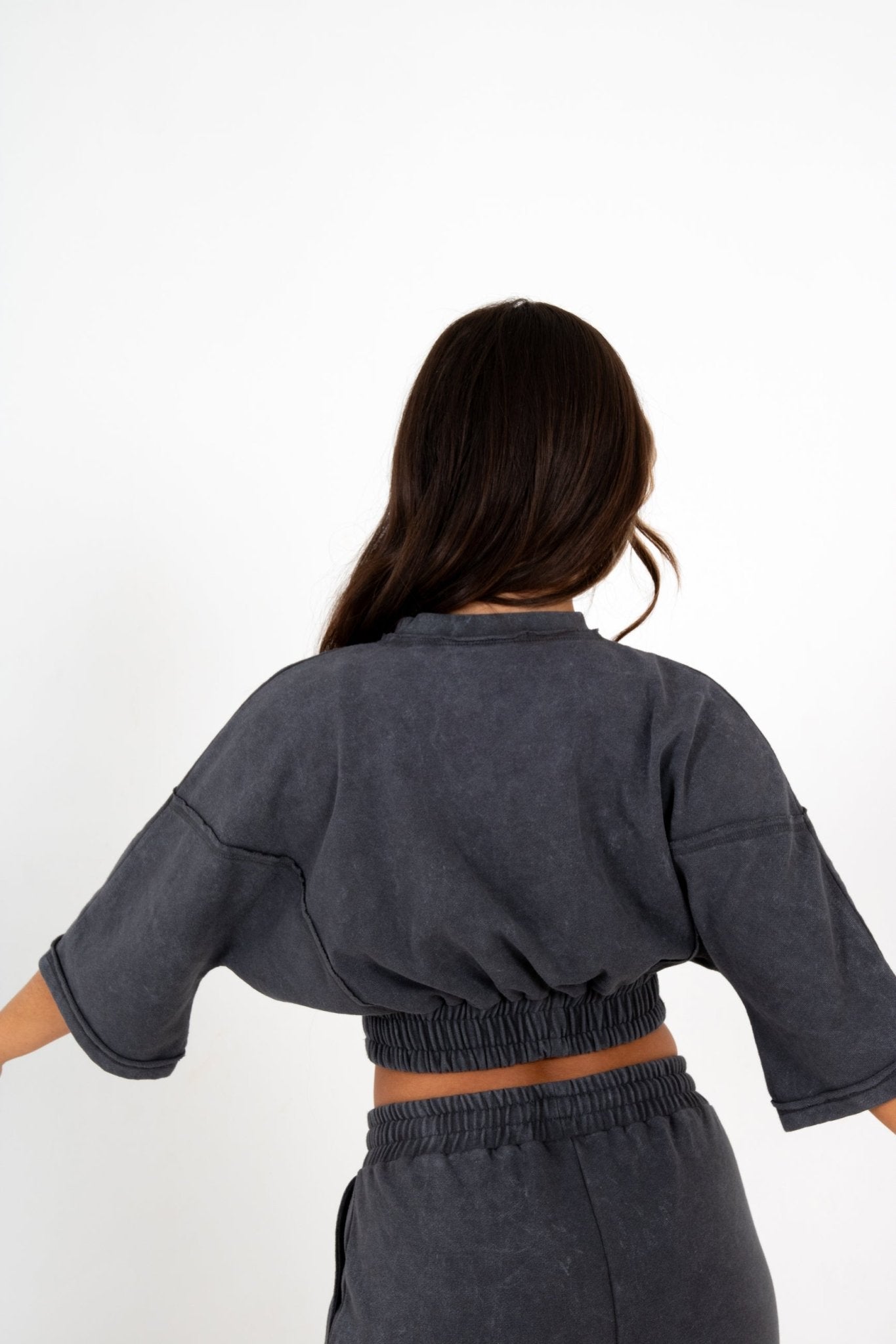 LNP CHARCOAL ESSENTIAL CROPPED TEE - Liquor n Poker