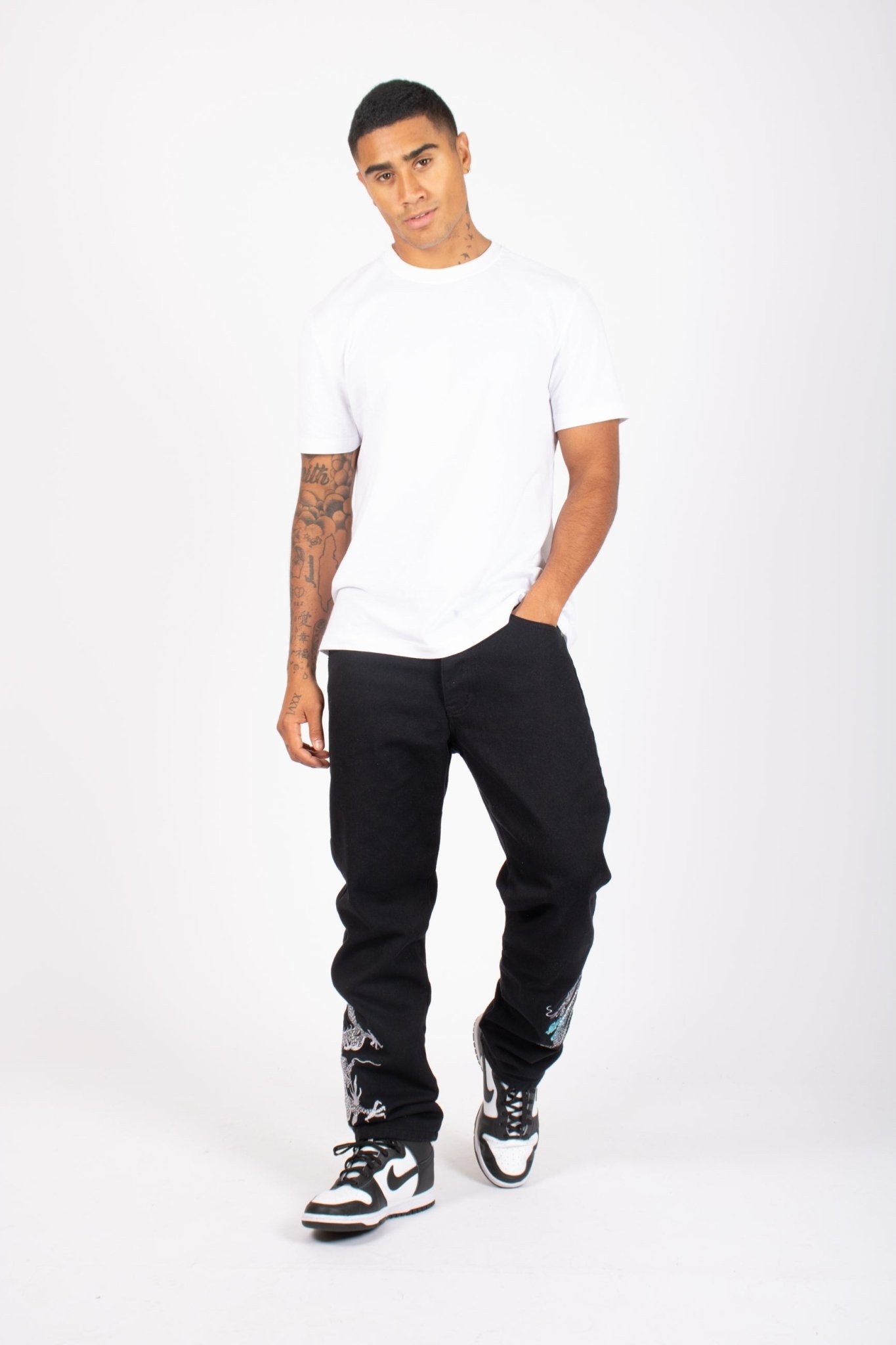 LNP DRAGON EMBROIDERED STRAIGHT LEG JEANS - Liquor n Poker