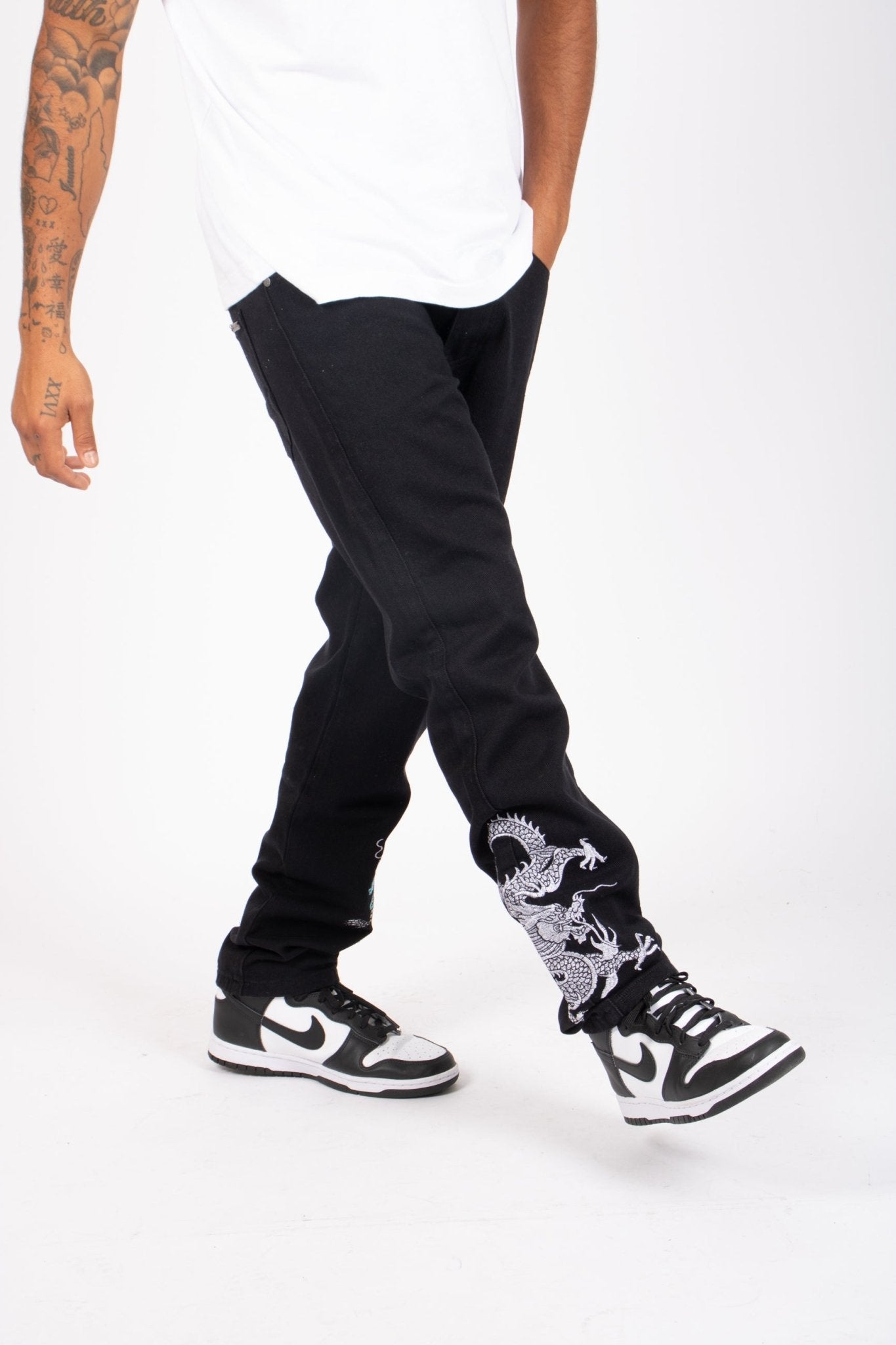 LNP DRAGON EMBROIDERED STRAIGHT LEG JEANS - Liquor n Poker