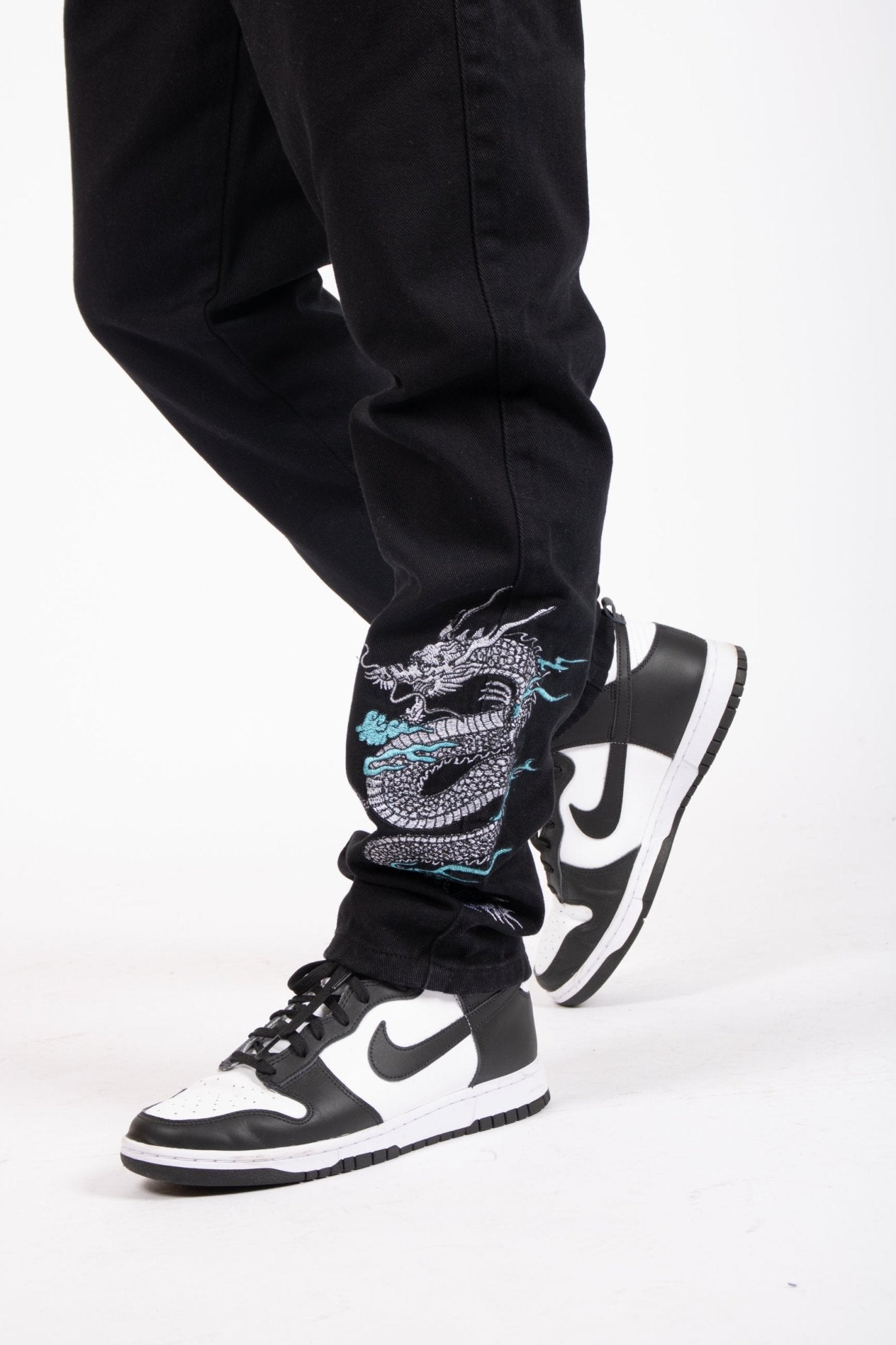 LNP DRAGON EMBROIDERED STRAIGHT LEG JEANS - Liquor n Poker