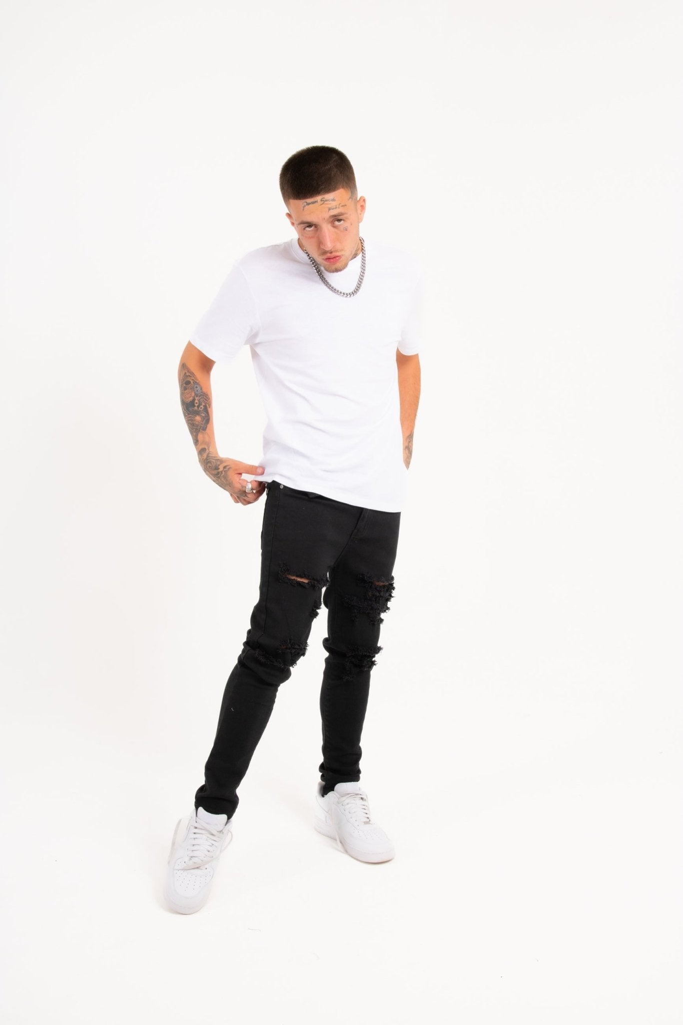 Logan Stretch Skinny Fit Jeans With Rips In Black - Liquor n Poker