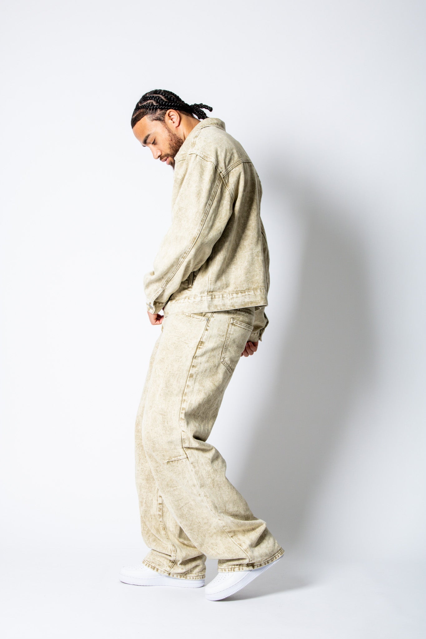 ONYX - Relaxed Baggy Acid Wash Beige Jeans - Liquor n Poker