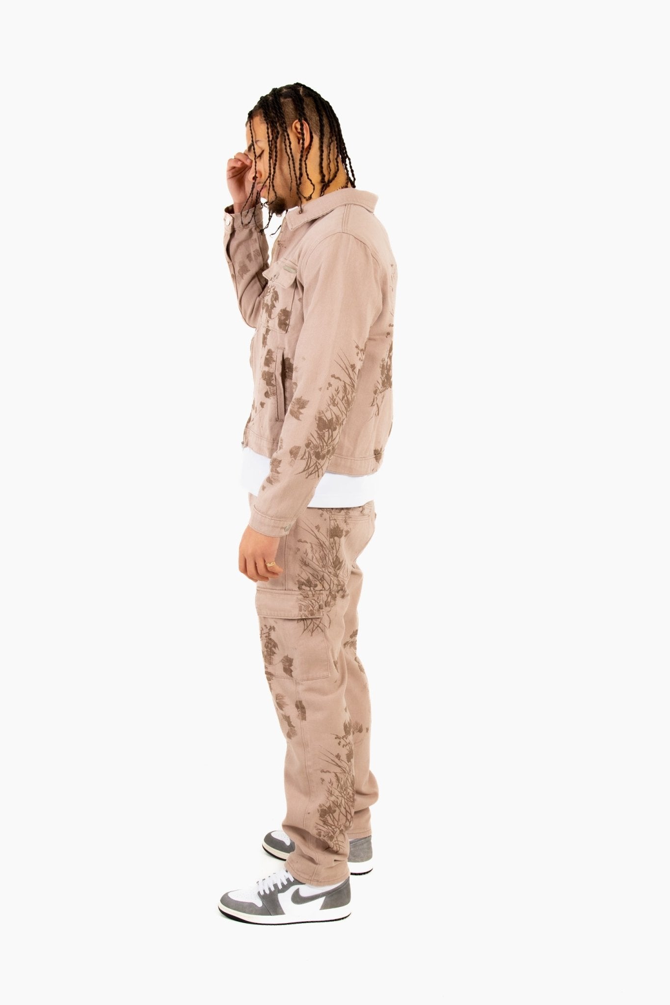 Sand & Brown Floral Twill Relaxed Cargo Jeans - Liquor n Poker