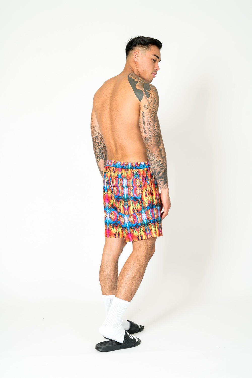 Ubuntu Retro Kaleidoscope Printed Shorts - Liquor n Poker