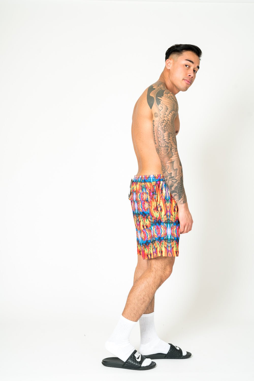 Ubuntu Retro Kaleidoscope Printed Shorts - Liquor n Poker