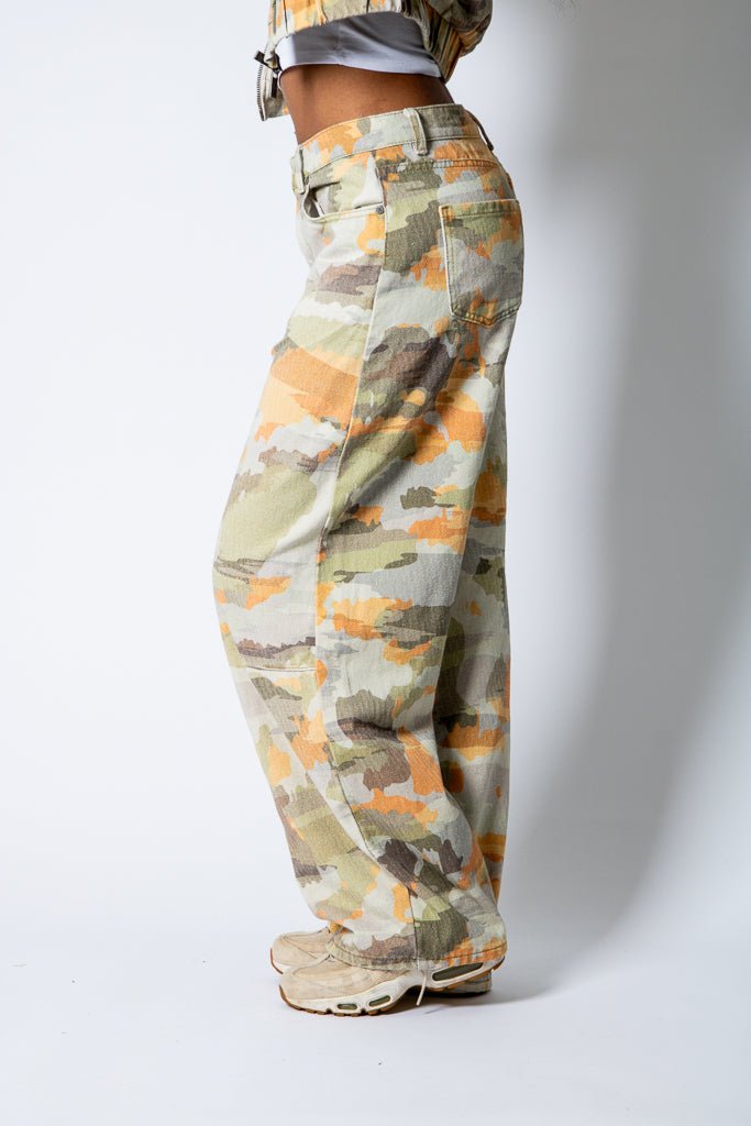 Vintage Camo Baggy Horseshoe Jeans - Liquor n Poker