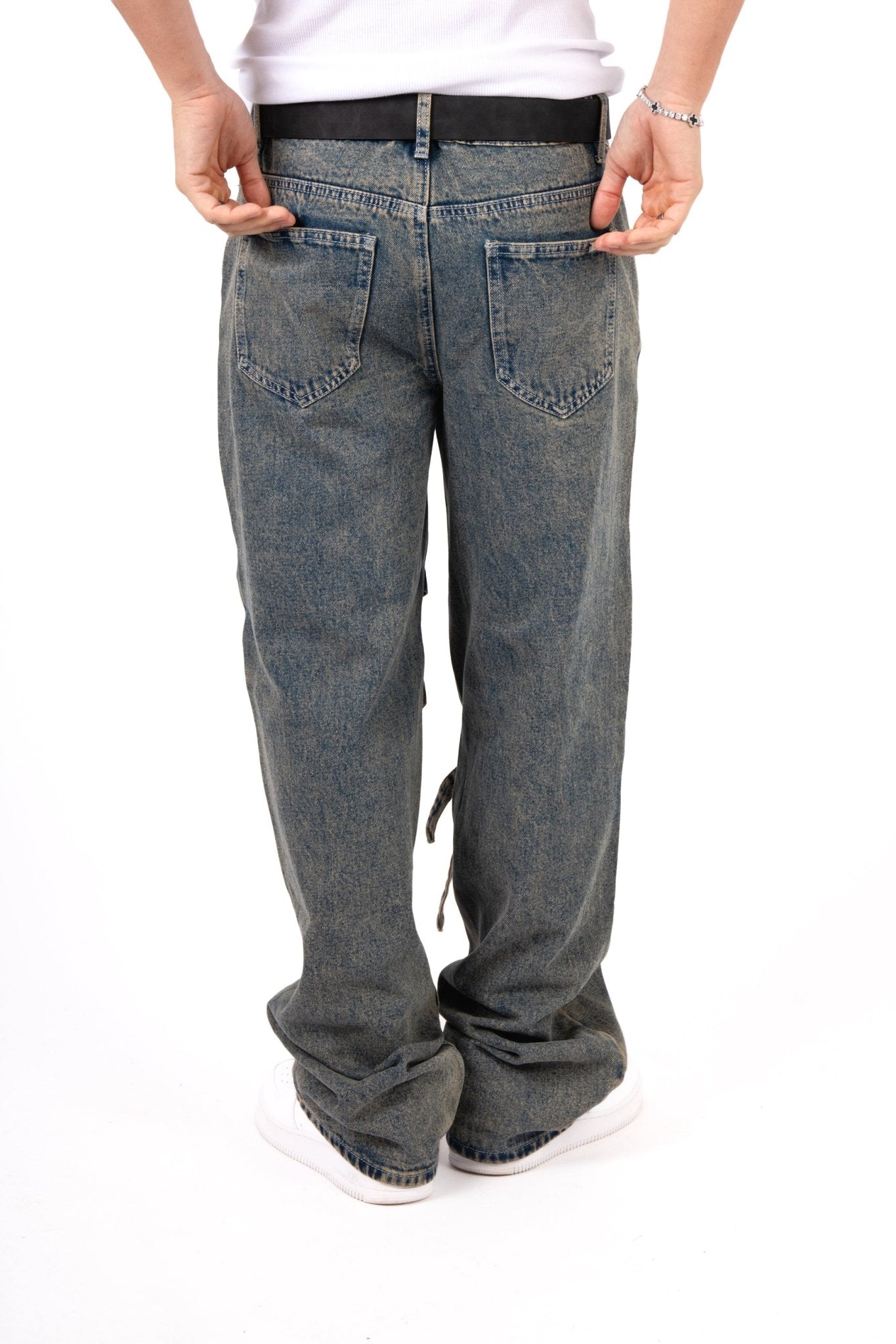 Vintage Wash Straight Leg Buckle Jean - Liquor n Poker