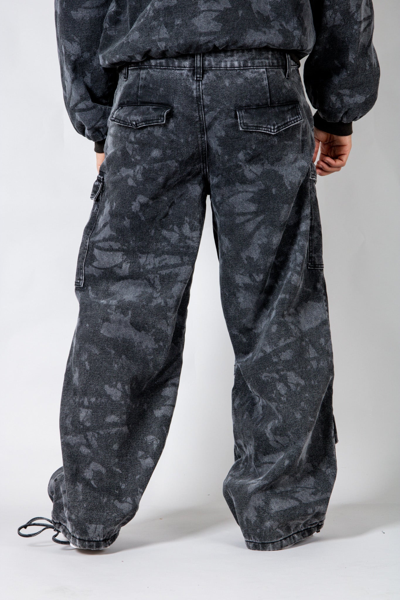 Zane Baggy Printed Tree Camo Cargo Jeans In Acid Tonal Black - Liquor n Poker