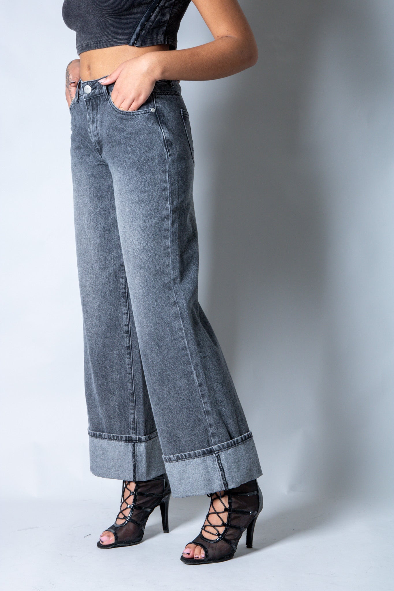 Zara Mid - rise Turn Up Baggy Denim Jeans in Dark - wash Grey - Liquor n Poker