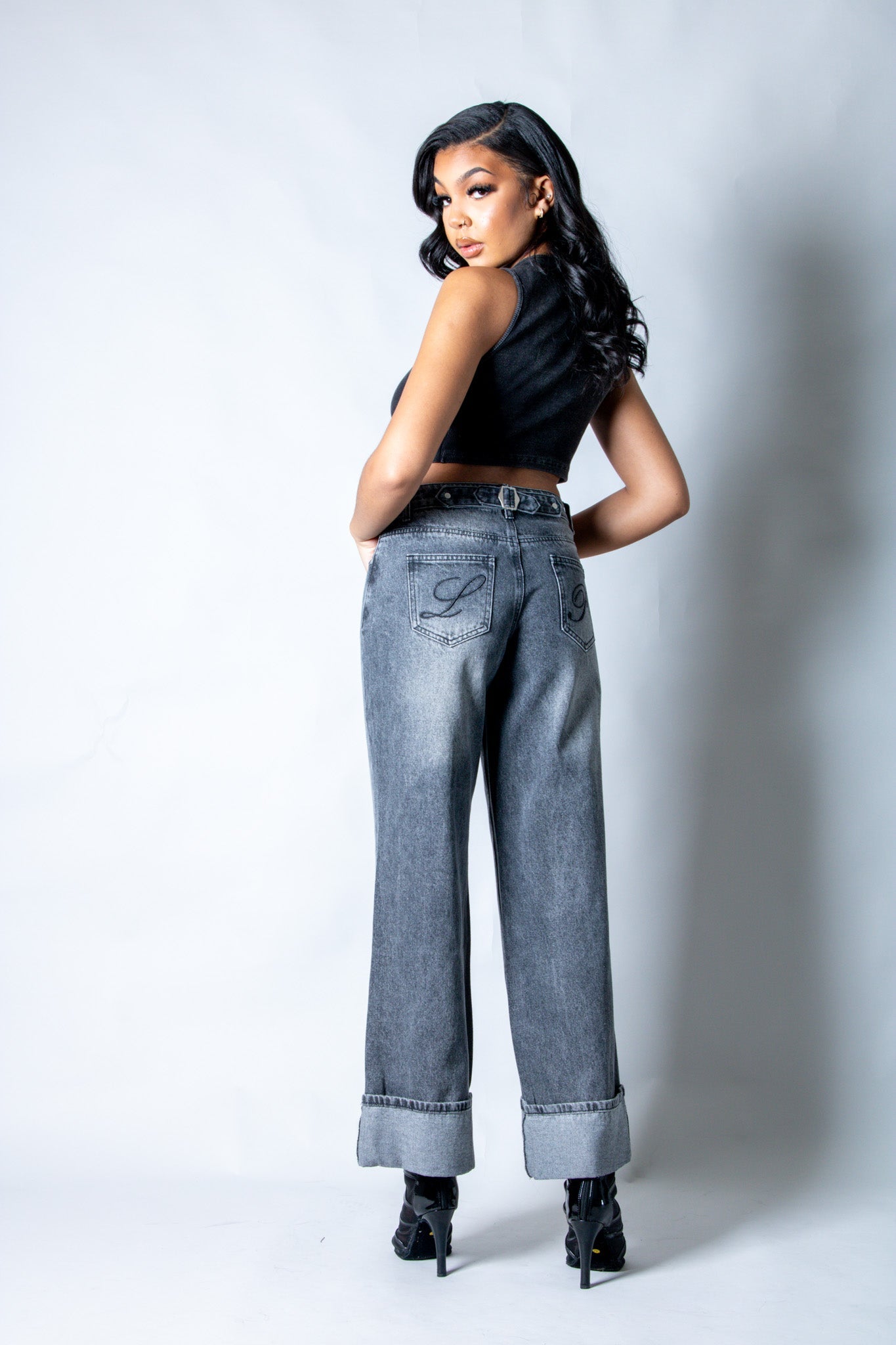 Zara Mid - rise Turn Up Baggy Denim Jeans in Dark - wash Grey - Liquor n Poker