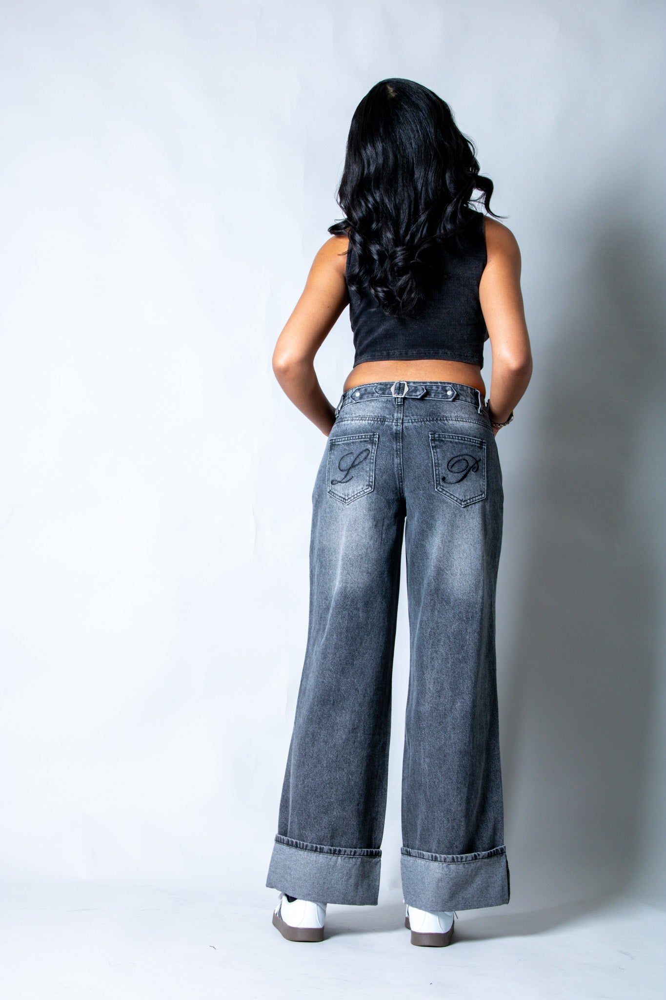 Zara Mid - rise Turn Up Baggy Denim Jeans in Dark - wash Grey - Liquor n Poker