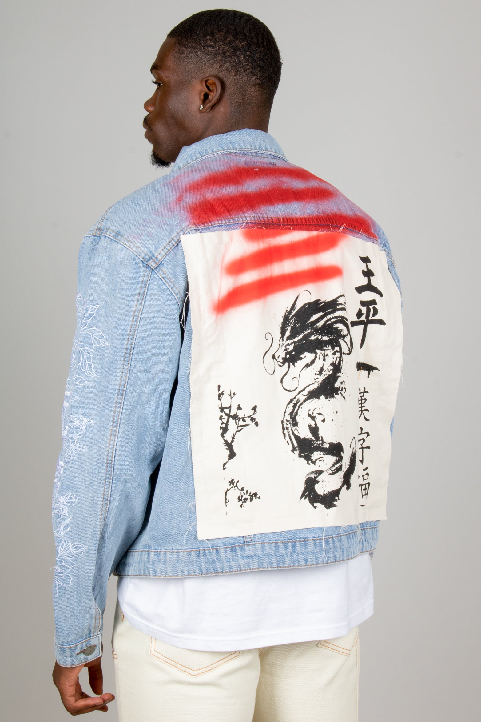 Japanese Graffiti Back Patch Oversized Trucker Jacket in Light Wash