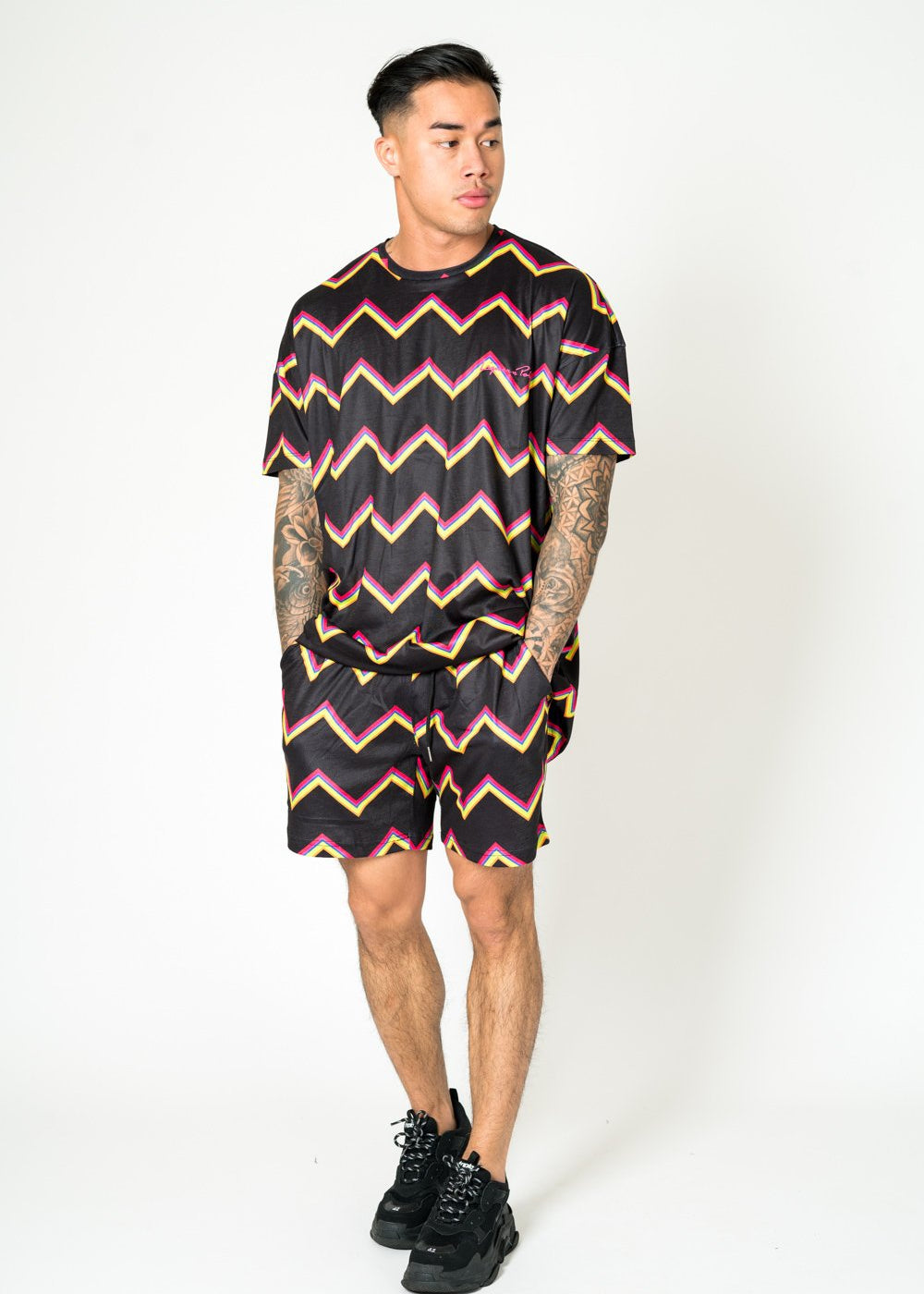 RELAXED FIT SHORTS IN BLACK WITH MULTI COLOUR ZIG ZAG - Liquor N Poker LIQUOR N POKER