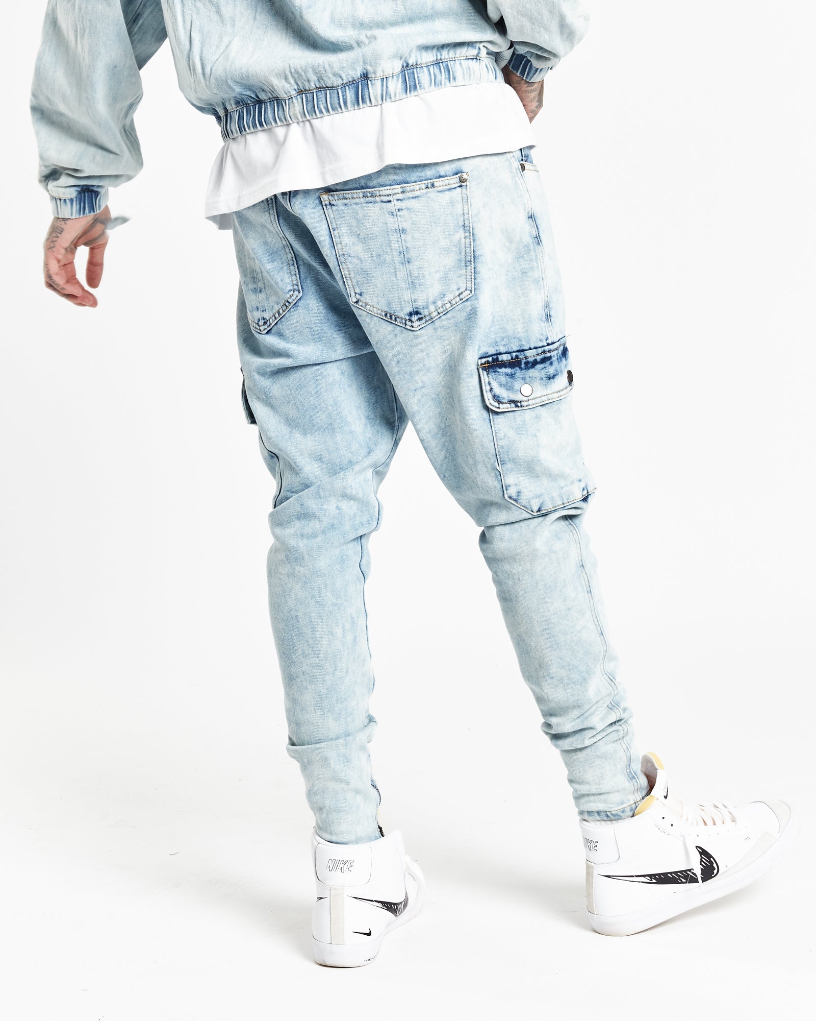 Faro Tapered Skinny Cargo Jeans With Ankle Zip Hem In Ice Wash - Liquor n Poker