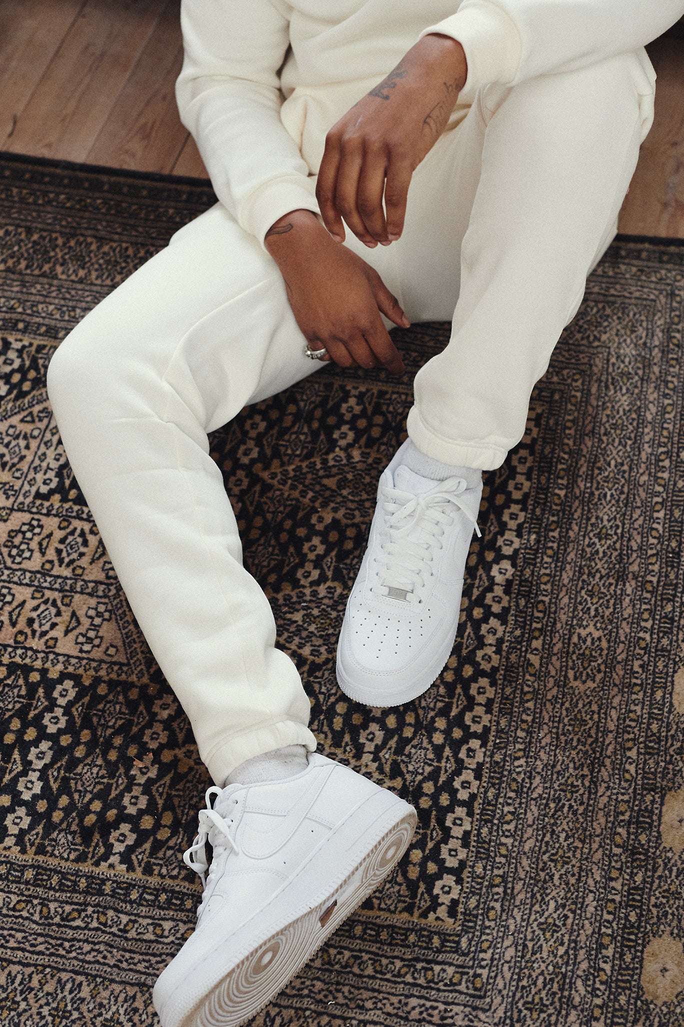 Essential Off White Jogger